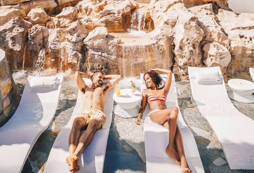 استراحتگاه Sls At Baha Mar