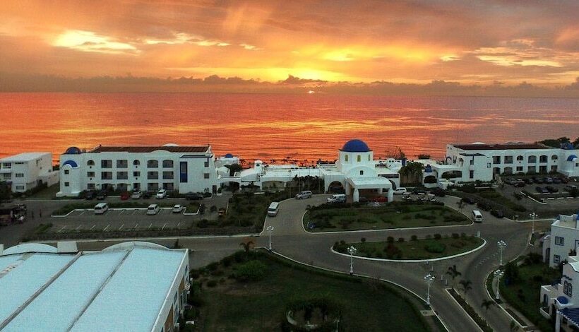 Thunderbird Resorts  Poro Point