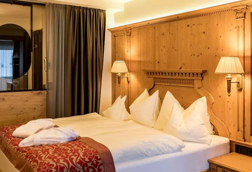 Traumhotel Alpina Superior Direkt Beim Skilift Isskogelbahn