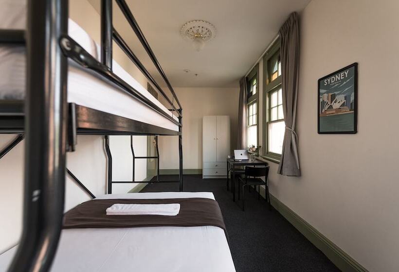 فندق صغير Sydney Central Inn