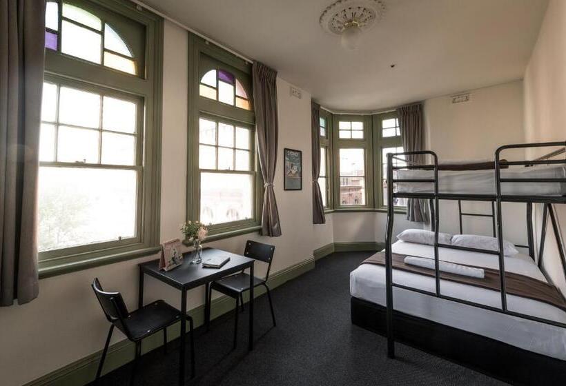 فندق صغير Sydney Central Inn