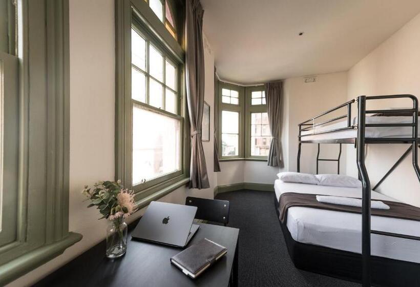 فندق صغير Sydney Central Inn