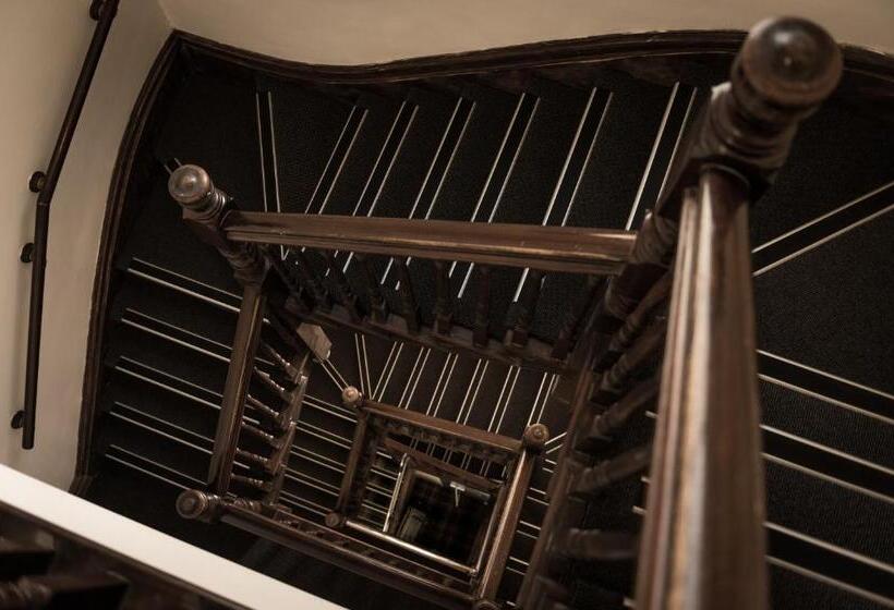 فندق صغير Sydney Central Inn