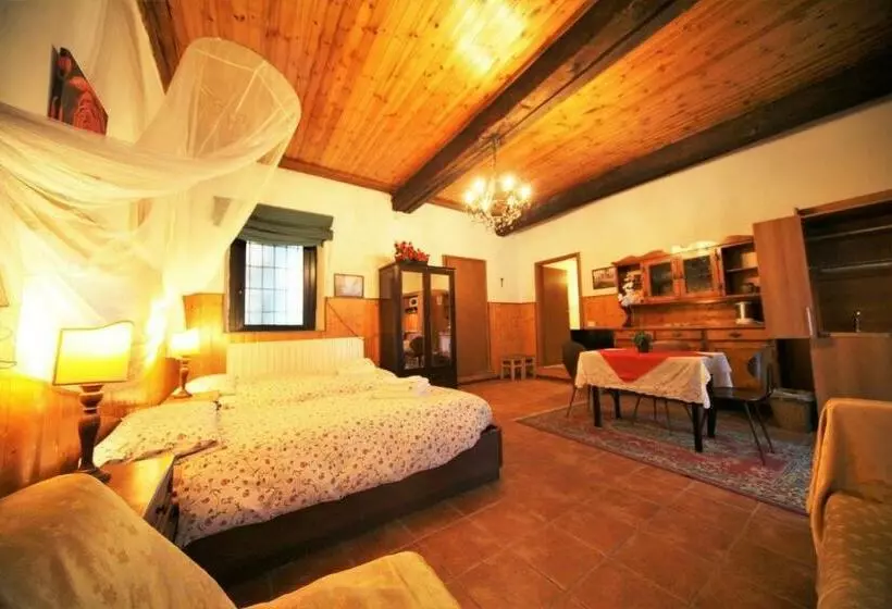 مبيت وإفطار Antica Corte Milanese