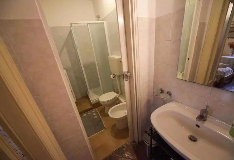 مبيت وإفطار Antica Corte Milanese