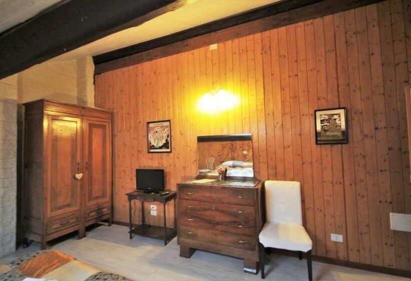 مبيت وإفطار Antica Corte Milanese