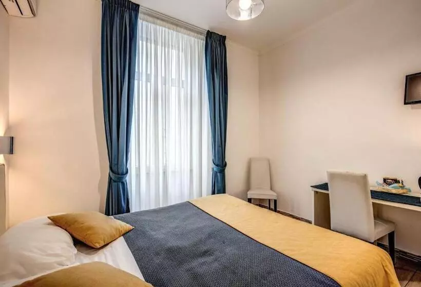 تختخواب و صبحانه Four Rivers Suites