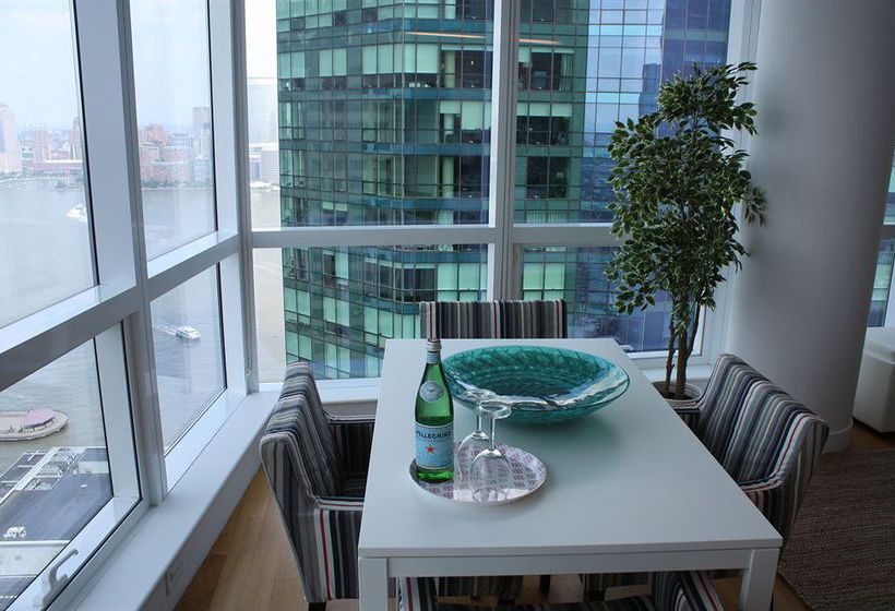 Dharma Home Suites Jc At Paulus Hook