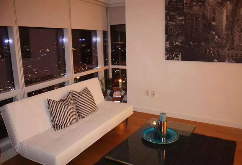 Dharma Home Suites Jc At Paulus Hook