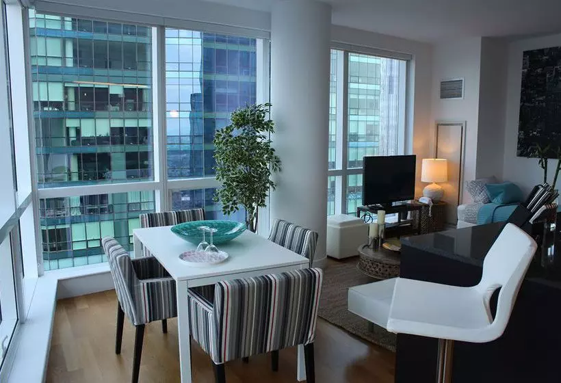 Dharma Home Suites Jc At Paulus Hook