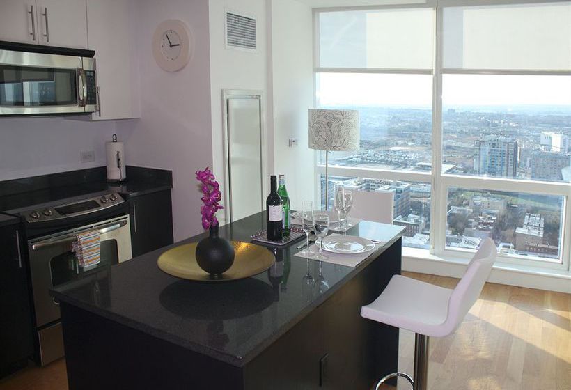 Dharma Home Suites Jc At Paulus Hook