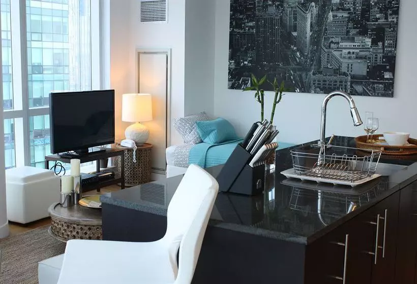 Dharma Home Suites Jc At Paulus Hook