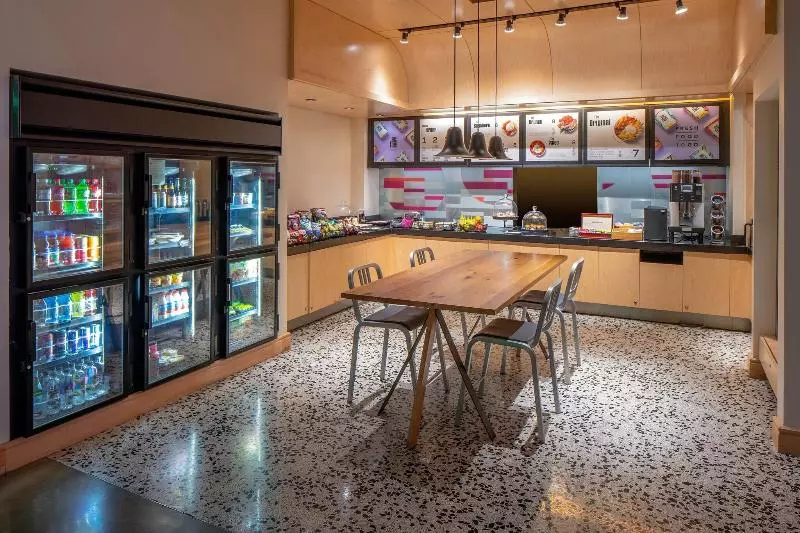 فندق Aloft New Orleans Downtown