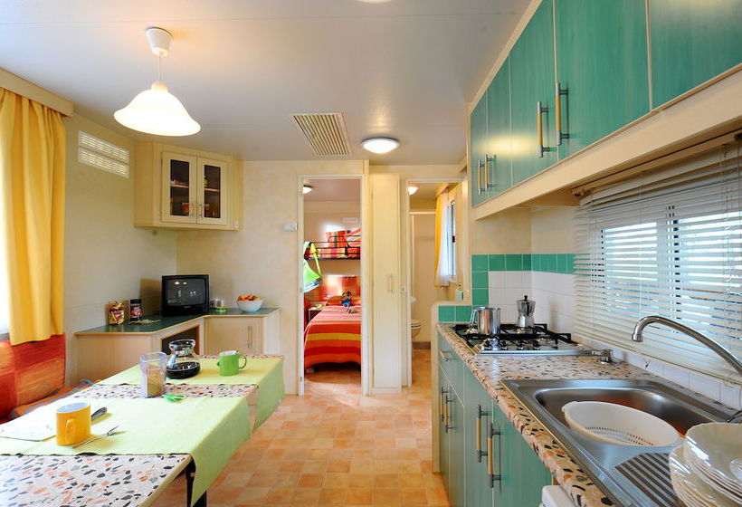 فندق Camping Le Pianacce