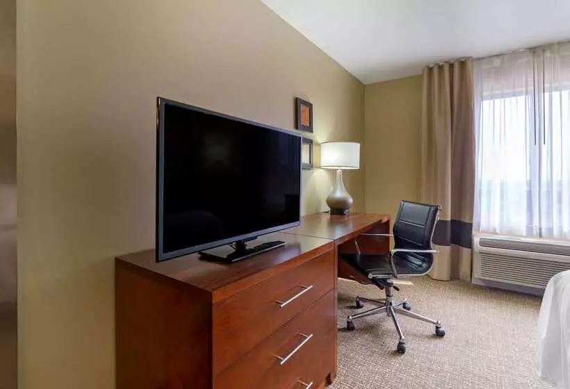 בית מלון כפרי Comfort Inn & Suites Mandan Bismarck