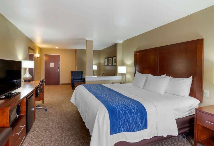 فندق Comfort Inn & Suites Mandan   Bismarck