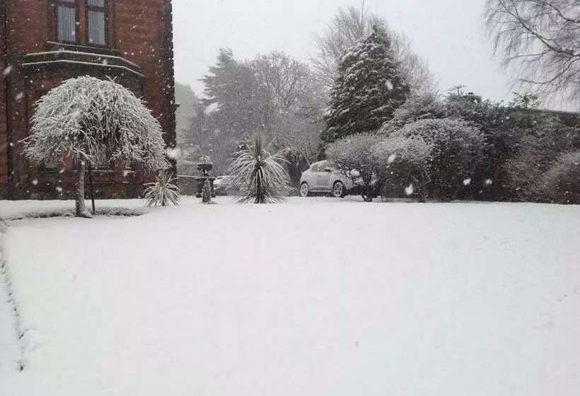 בית מלון כפרי Edenbank