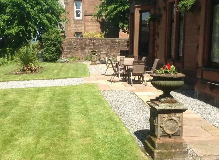 בית מלון כפרי Edenbank