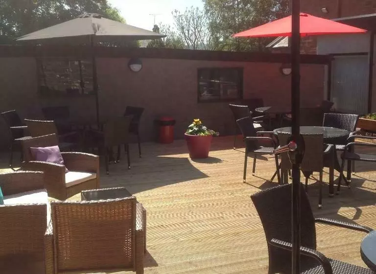 בית מלון כפרי Edenbank