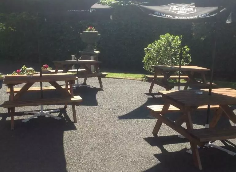 בית מלון כפרי Edenbank