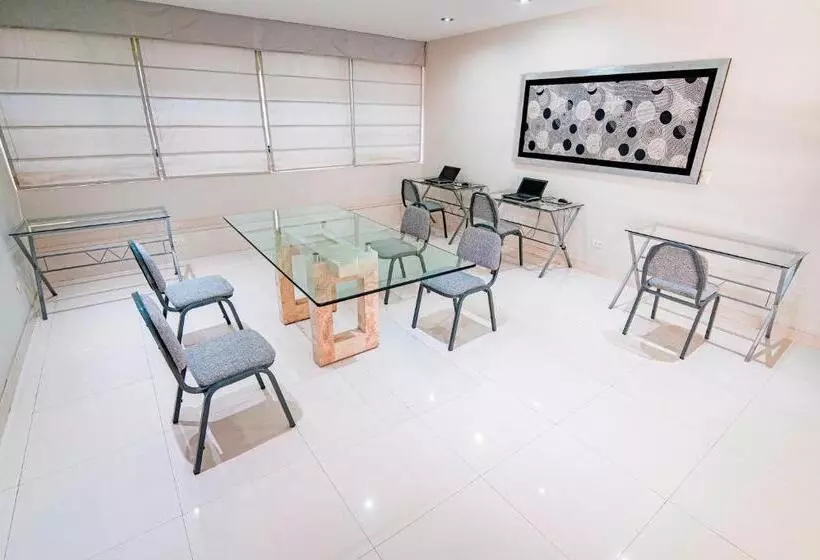 בית מלון כפרי El Angolo Piura