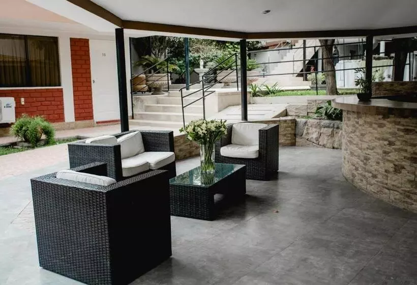 בית מלון כפרי El Angolo Piura