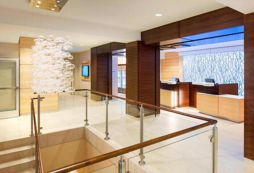 Hotel Fairfield Inn & Suites By Marriott Calgary Downtown