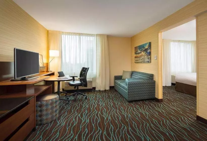 Hotel Fairfield Inn & Suites By Marriott Calgary Downtown
