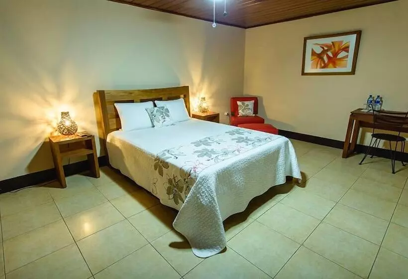 هتل Flor De Sarta