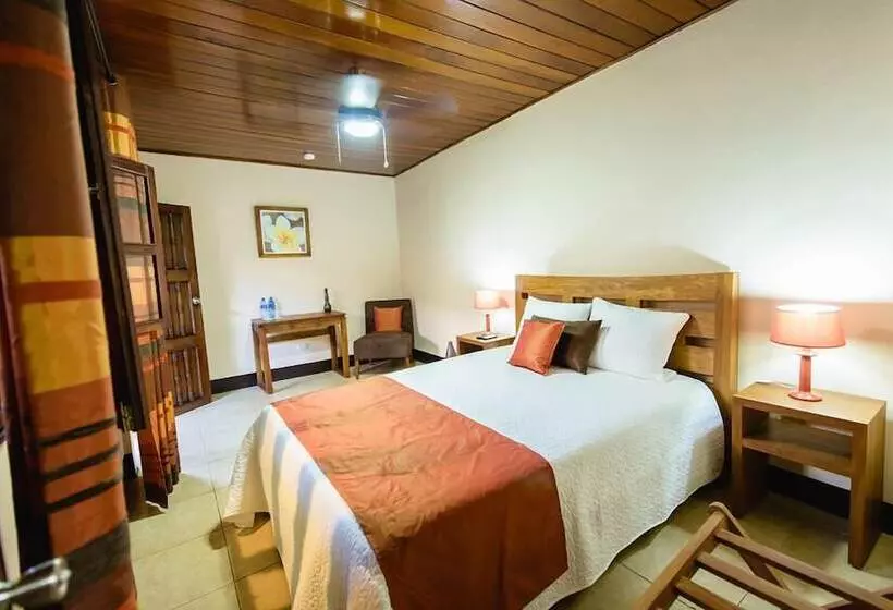 هتل Flor De Sarta