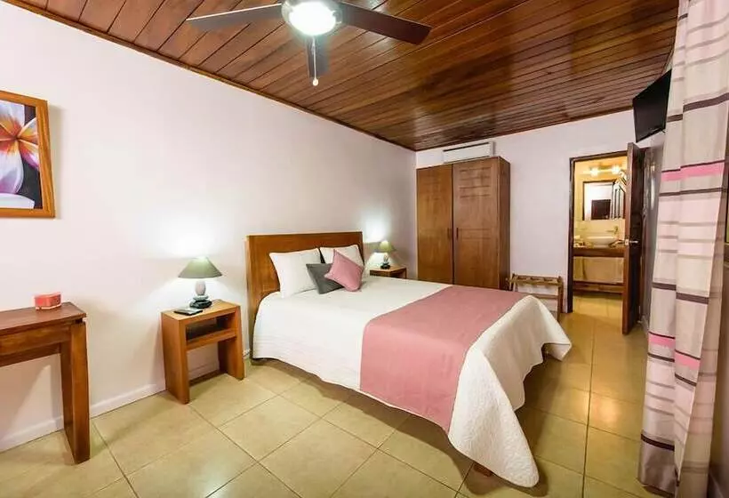 هتل Flor De Sarta