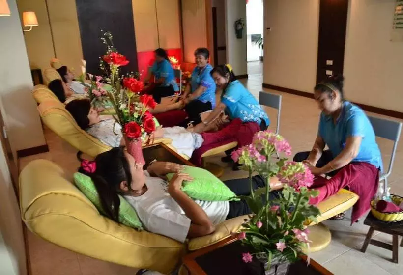 هتل Hatyai Golden Crown