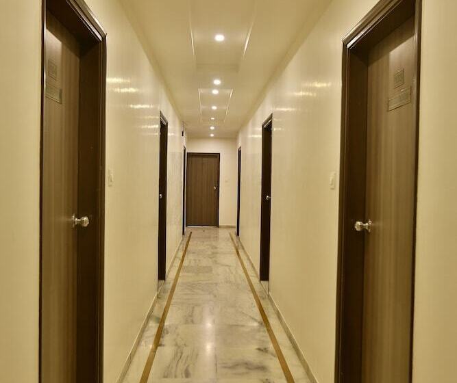 Отель Kamran Palace