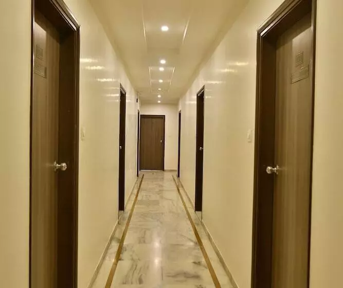 Отель Kamran Palace