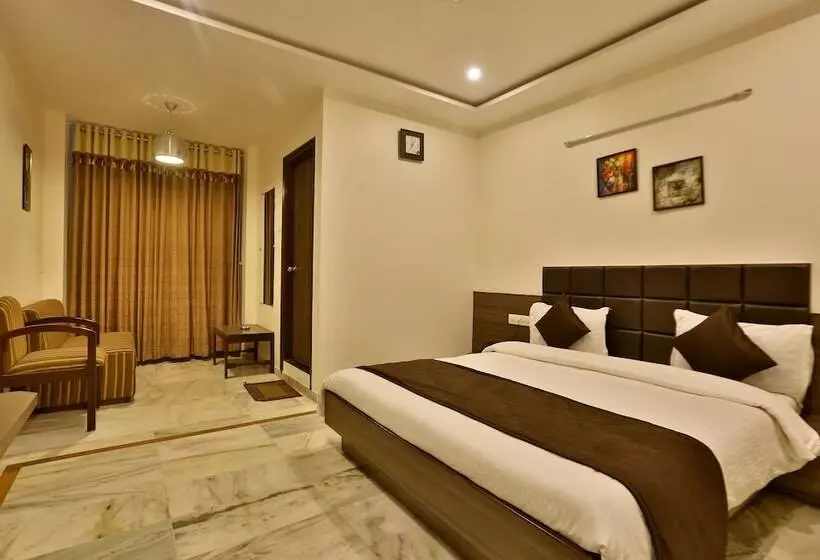 Отель Kamran Palace