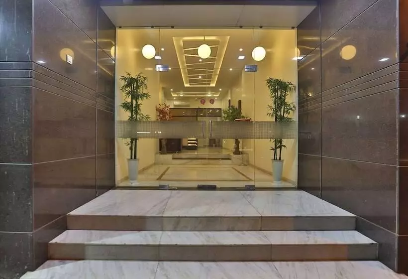 Отель Kamran Palace