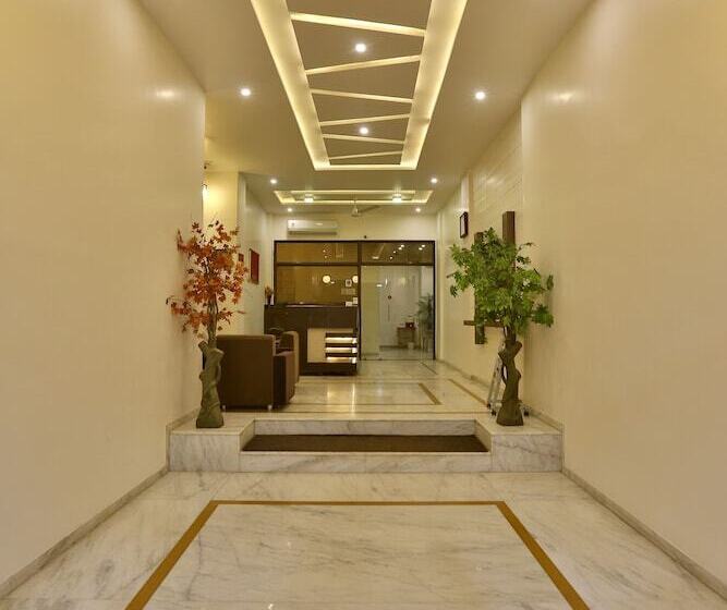 Отель Kamran Palace