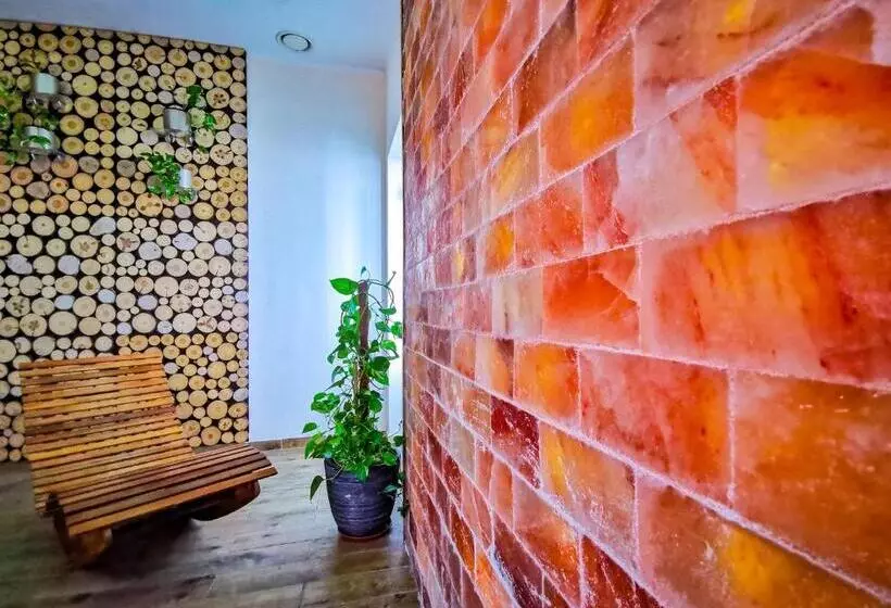 فندق Mistral Sport