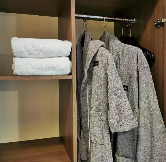 فندق Mistral Sport