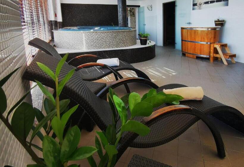 בית מלון כפרי Mistral Sport