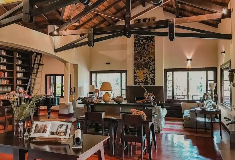 호텔 Posada Puerto Bemberg