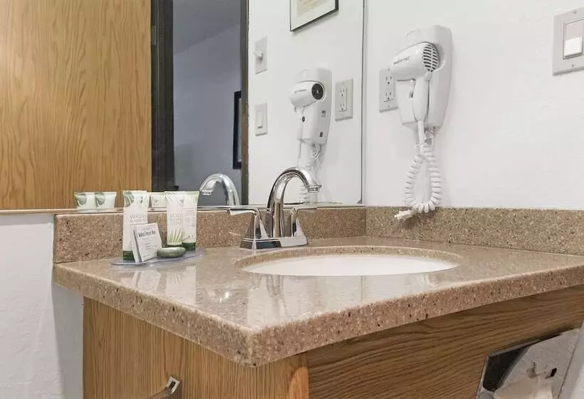 酒店 Sonora Aladdin Motor Inn