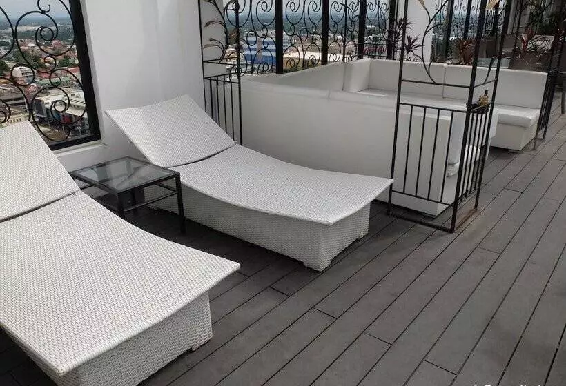 The Penthouse Hotel And Residences