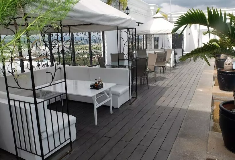 The Penthouse Hotel And Residences