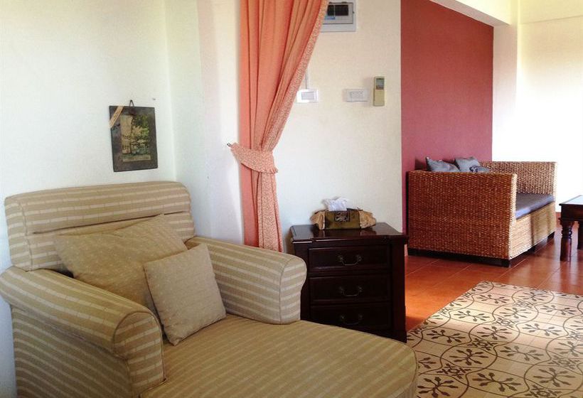 ホテル Yanadin Serviced Apartment