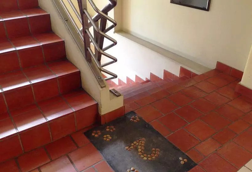 Отель Yanadin Serviced Apartment