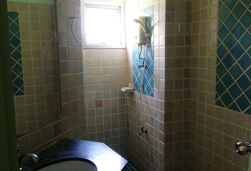 ホテル Yanadin Serviced Apartment