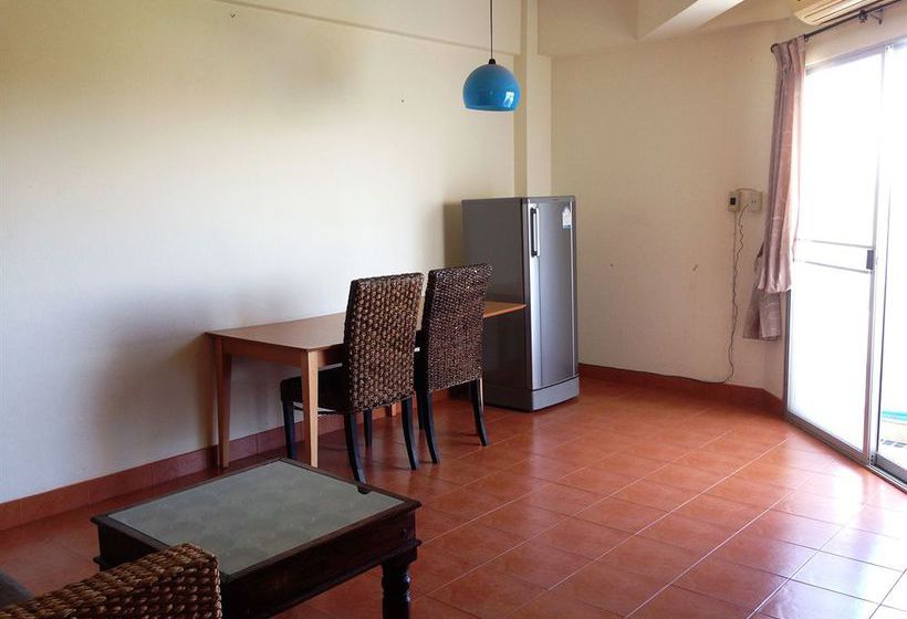 ホテル Yanadin Serviced Apartment