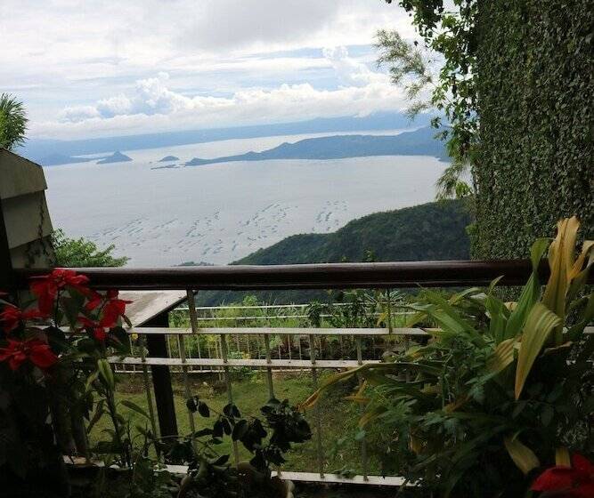 Joaquin's Bed And Breakfast