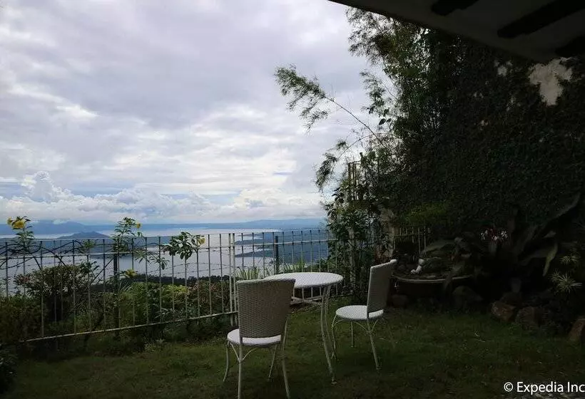 Joaquin's Bed And Breakfast